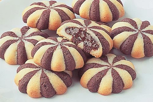 Tvöfaldur \/þrefaldur hopparar súkkulaðifyllingarkökuvél